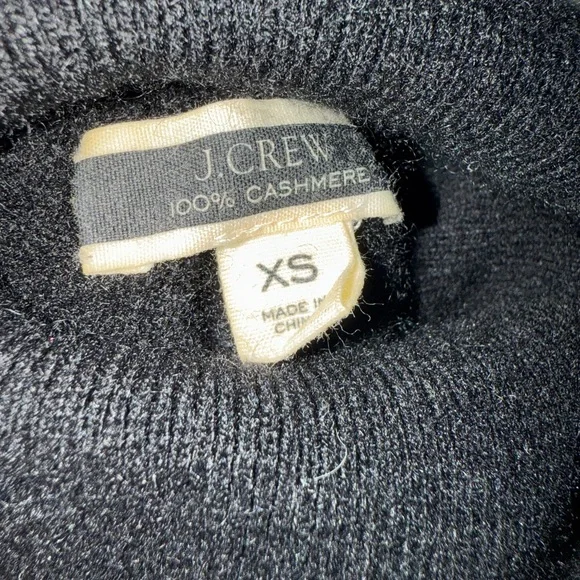 Jcrew Black 100% Cashmere Turtleneck Sweater - Picture 3 of 6